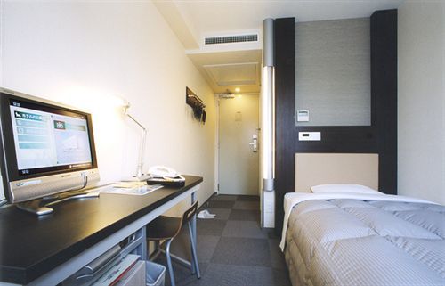 R&b Toyocho Hotel